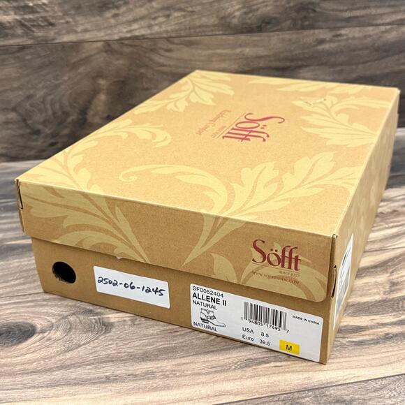 NIB Sofft Allene II 8.5M Western Chic Suede Antique Stud Bootie Boots Natural - Picture 11 of 12